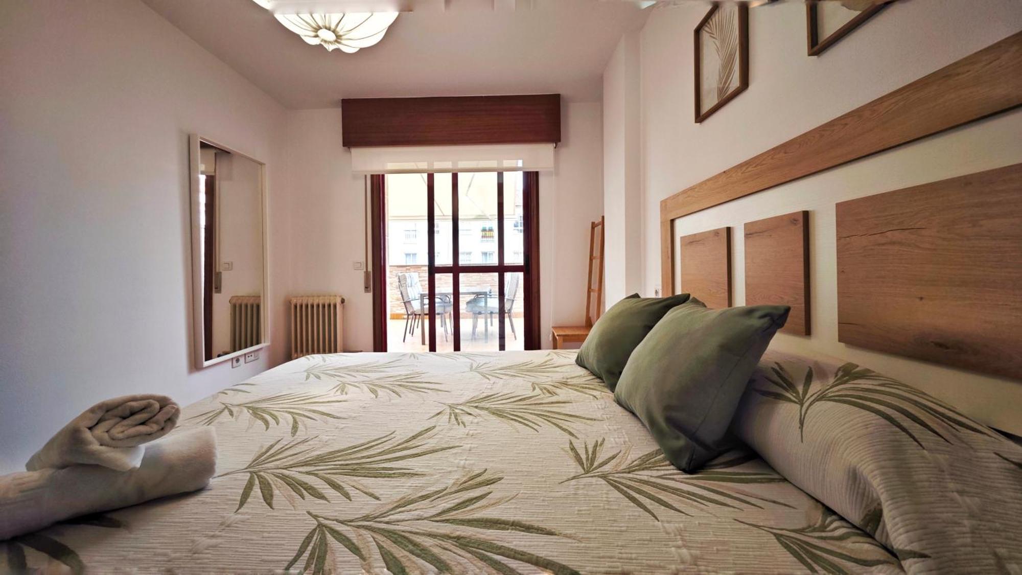 Piso Centrico Santiago De Compostela Con Amplia Terraza Apartment Luaran gambar